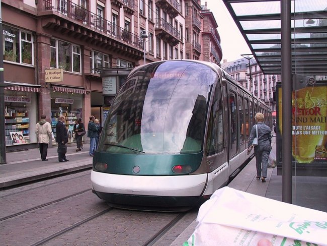 Трамвай Sirio итальянского производства в Гётеборге