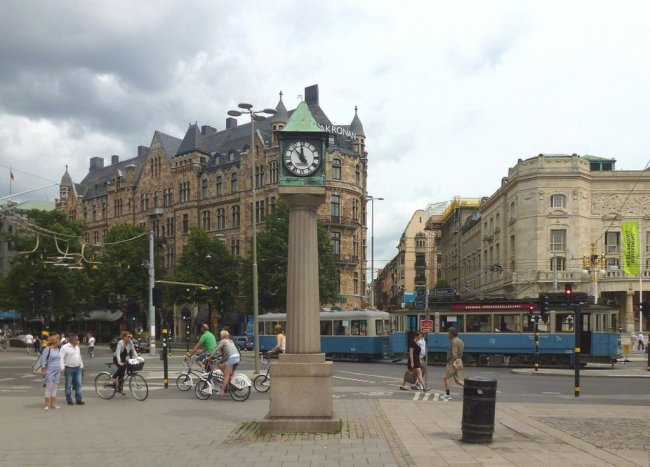 Трамваи в центре Стокгольма