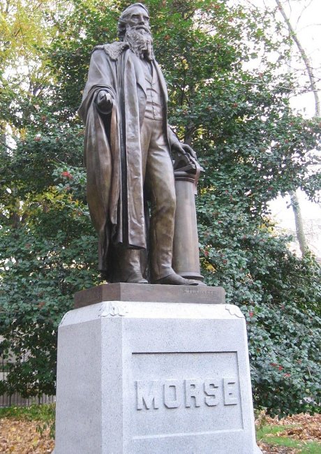 Статуя Сэмюэля Морзе