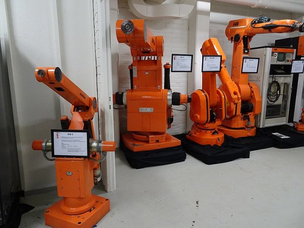 Промышленные роботы ASEA