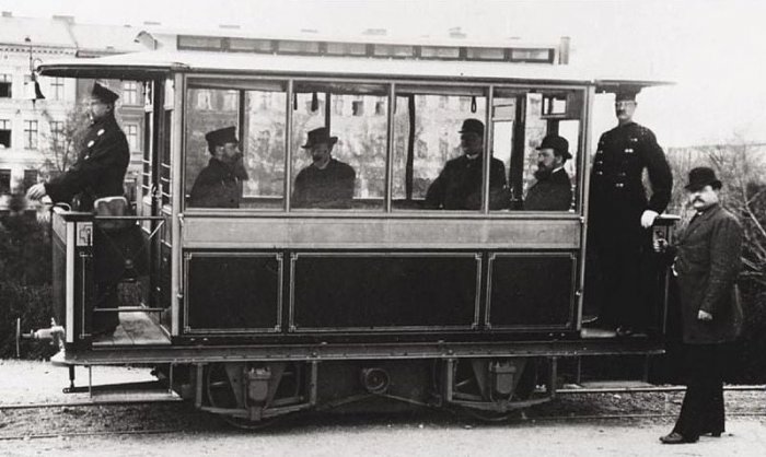 Первый электрический трамвай