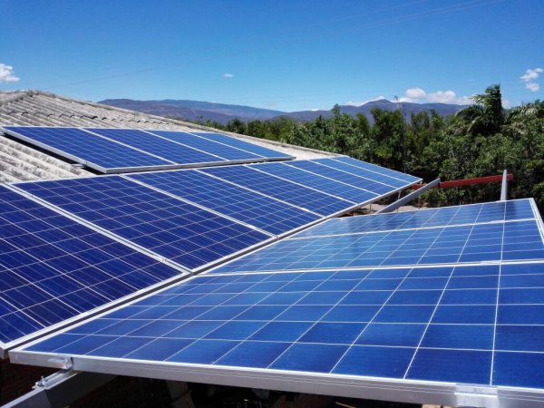 Солнечные батареи и солнечные электростанции