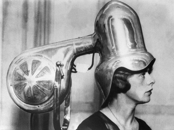 Стационарные фены для сушки волос в начале XX века