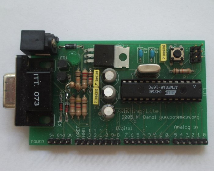   Arduino 2005 