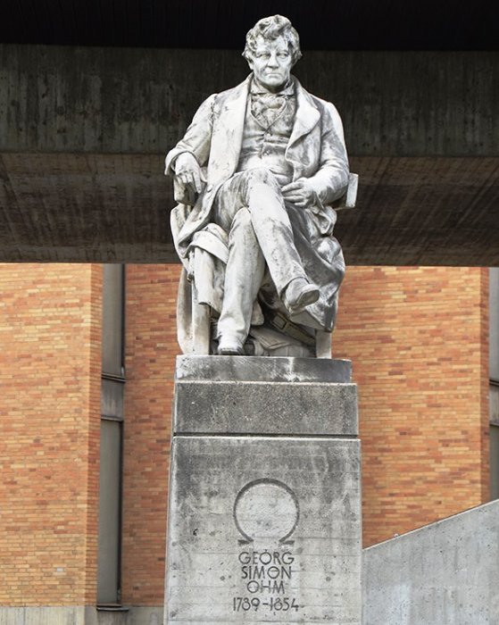 ����� ����� ��